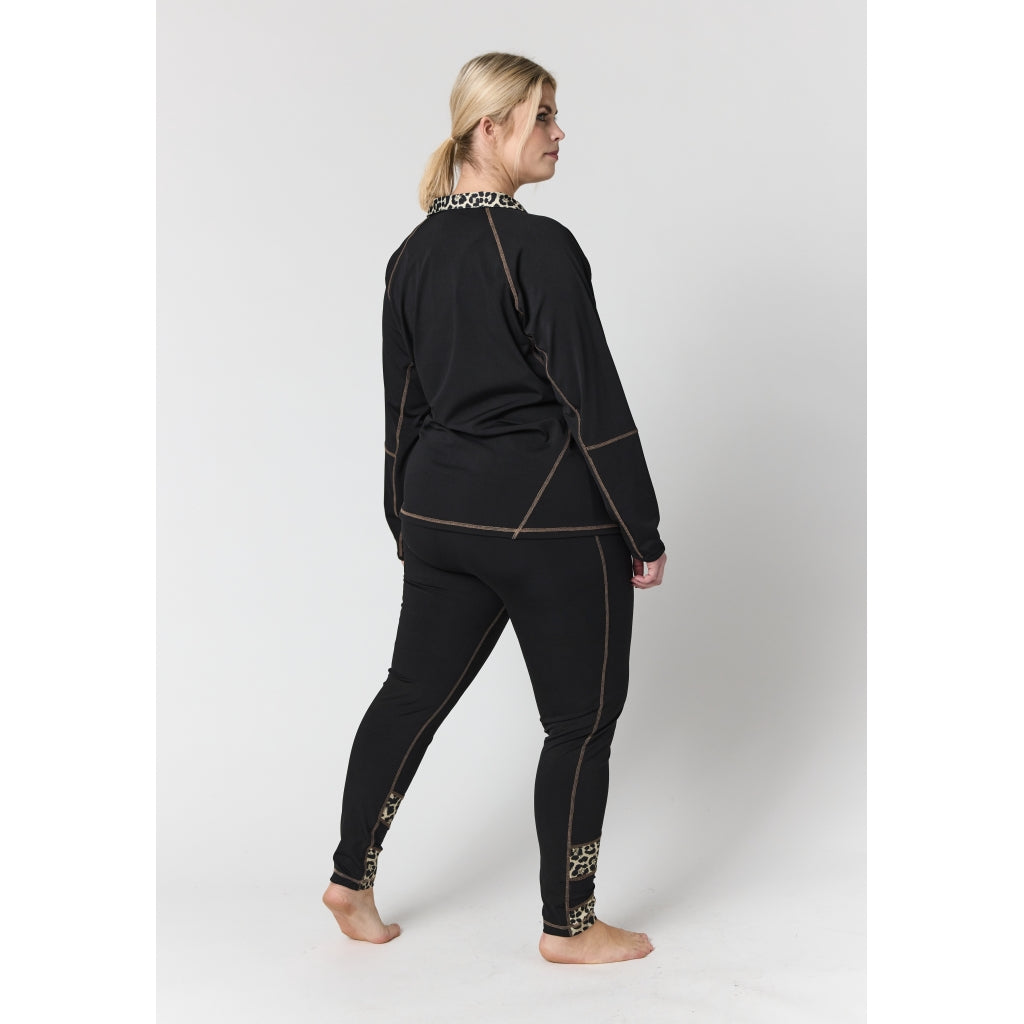 Studio SActive wear Leggings Leggings Black with leo print