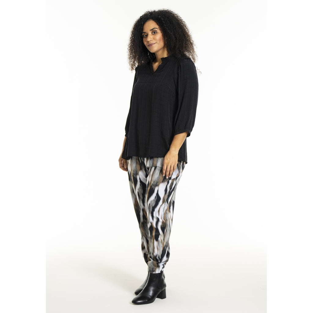 Studio SChristine Trousers WITHOUT elastic in legs Trousers Black with grey/sand skies
