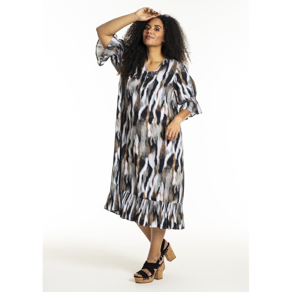 Studio SGena Dress Dress Black with grey/sand skies