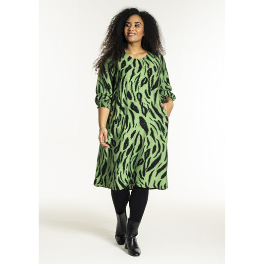 Studio SGunnel Dress Dress Black green clouds