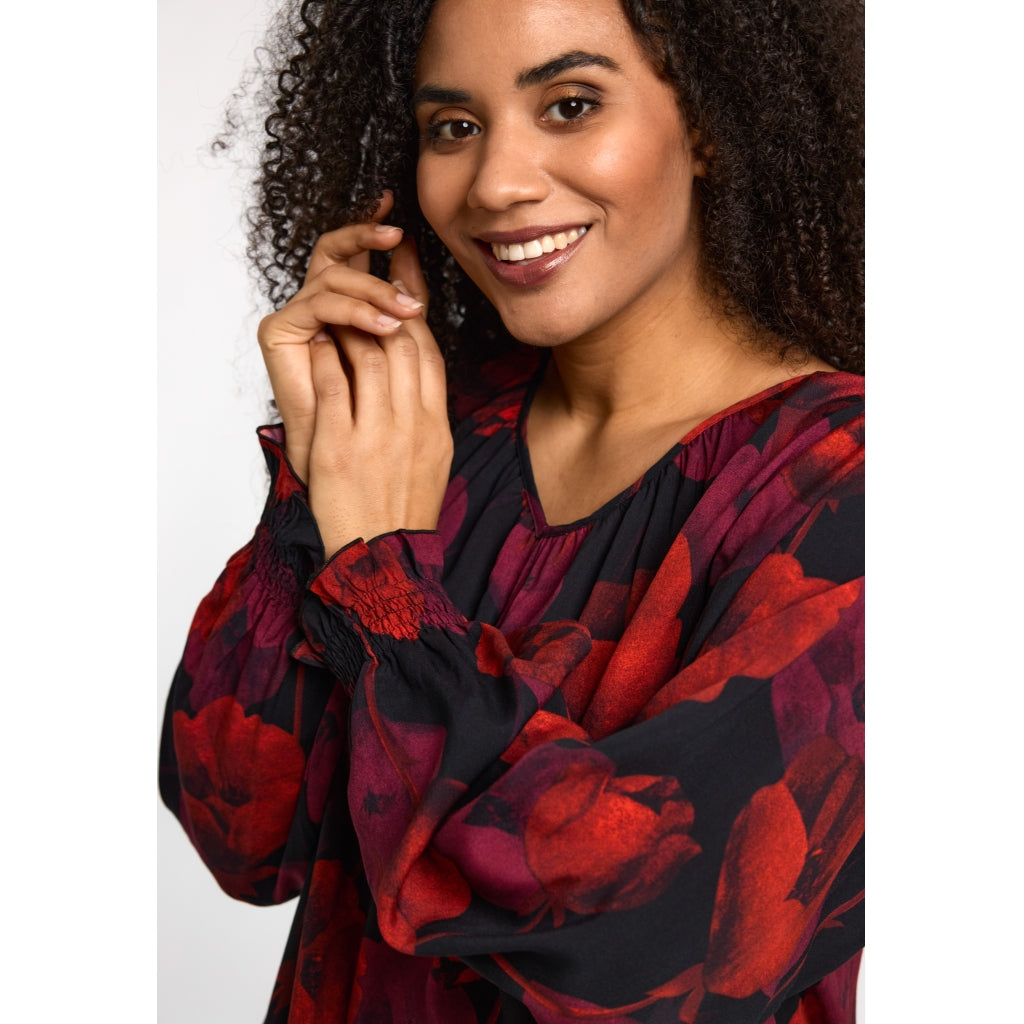 Studio SIngred Blouse Blouse Black with Red Flower