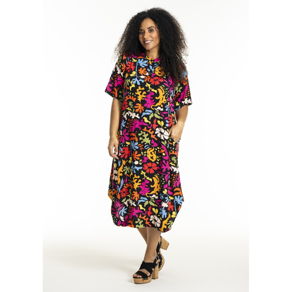 Studio SLani Long dress Dress Black with Multi printed