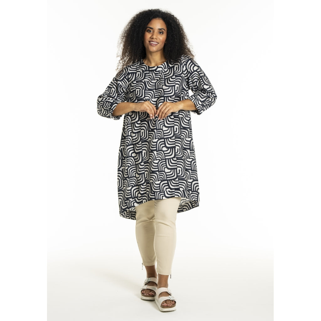 Studio SLena pants with zipper 7/8 Pant Sand