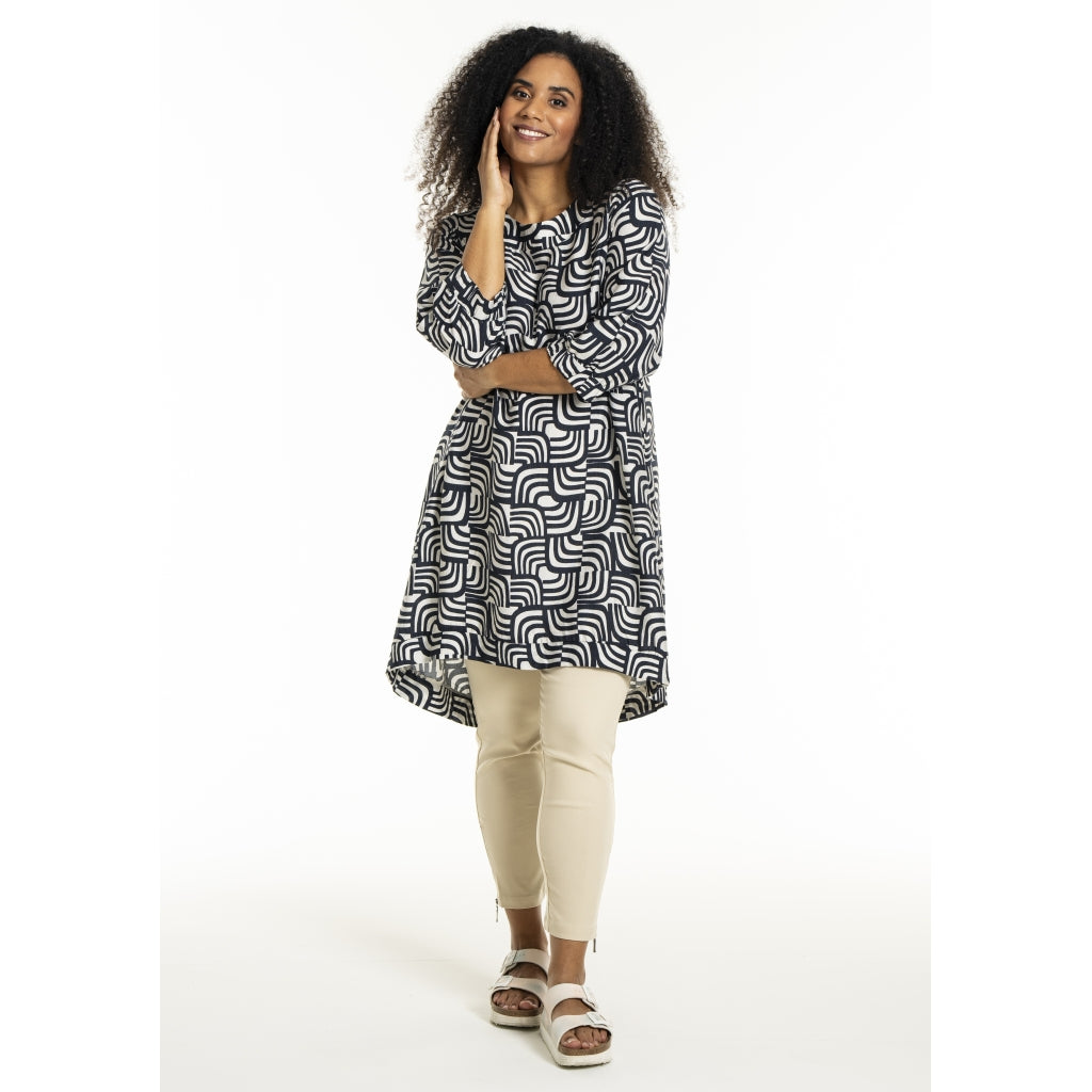 Studio SLena pants with zipper 7/8 Pant Sand