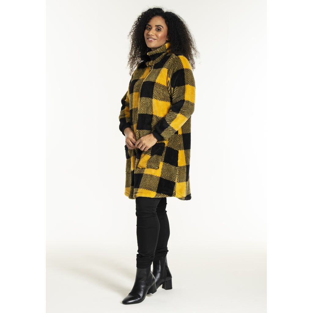Studio SNellie Coat Coat Black/Yellow check