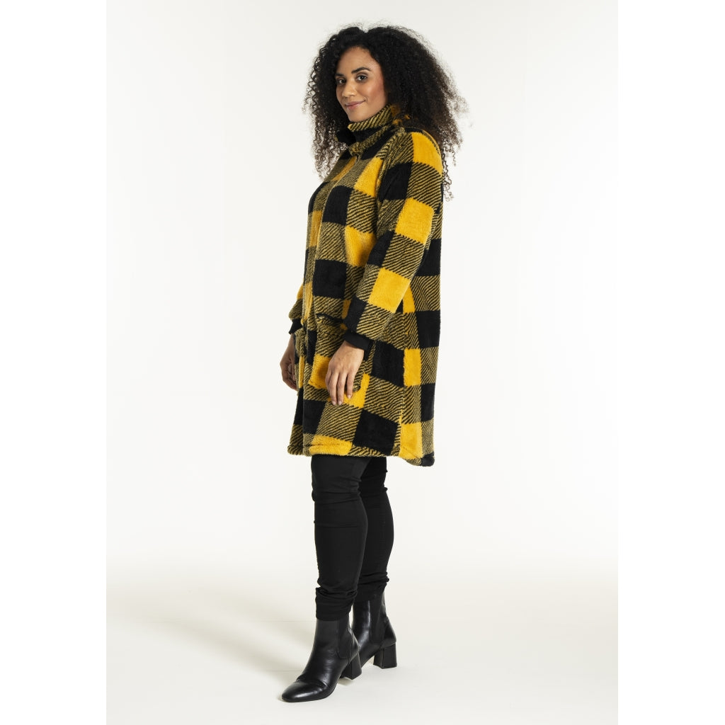 Studio SNellie Coat Coat Black/Yellow check