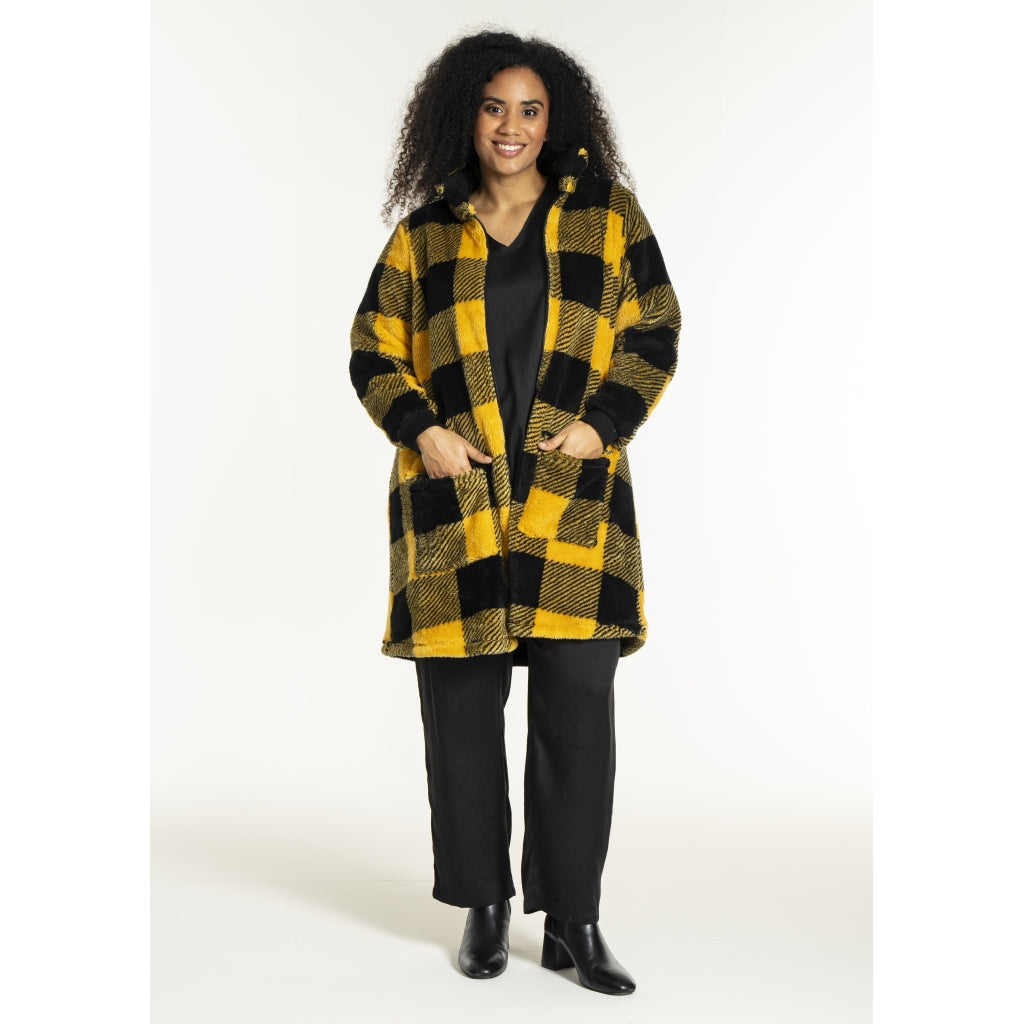 Studio SNellie Coat Coat Black/Yellow check