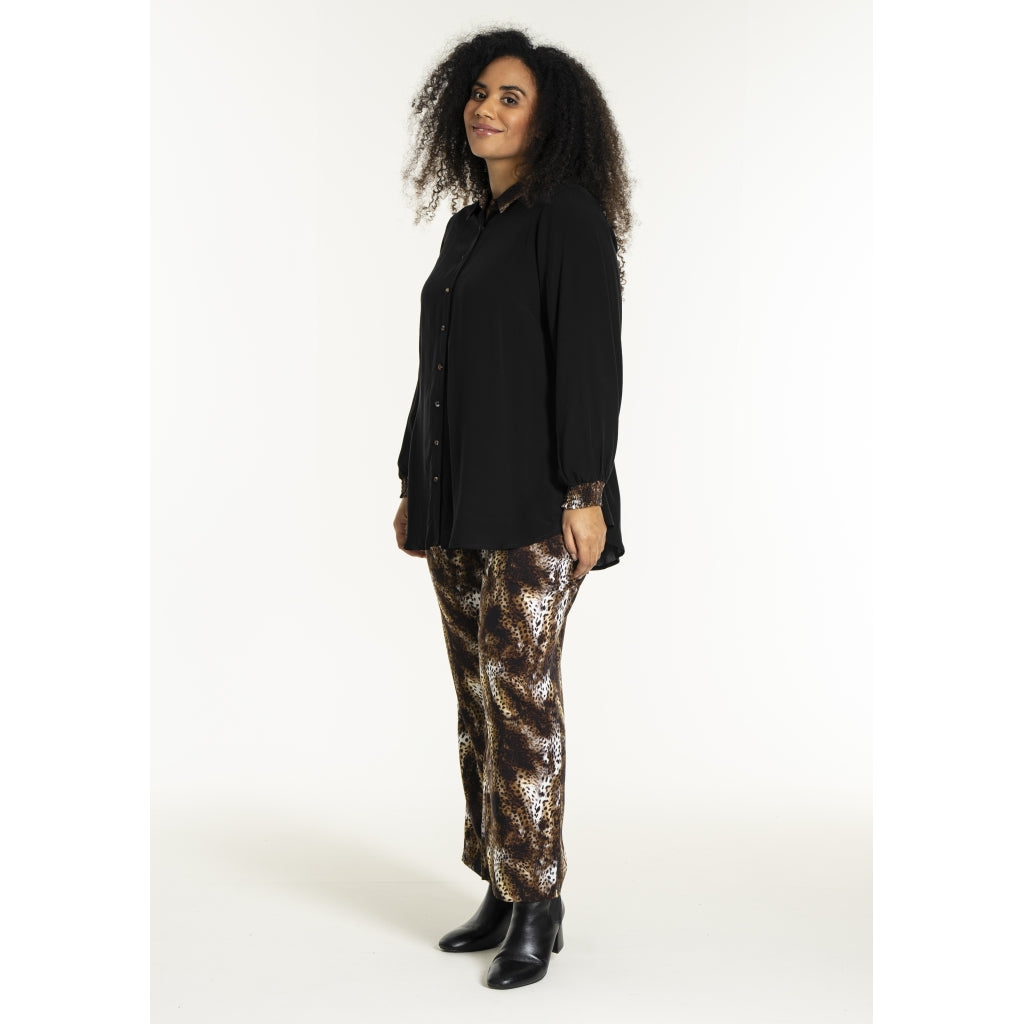 Studio SNicolette Shirt Shirt Black with brown animal print