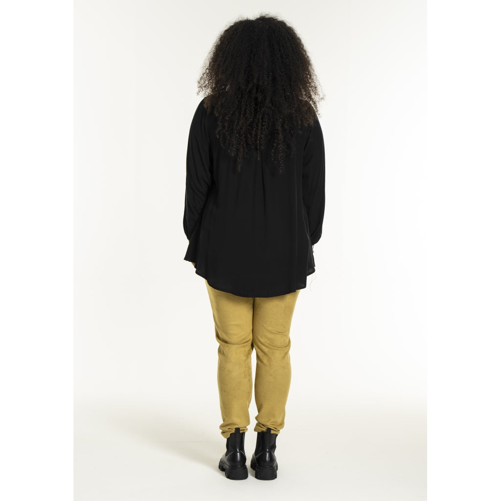 Studio SNicolette Shirt Shirt Black with yellow animal print