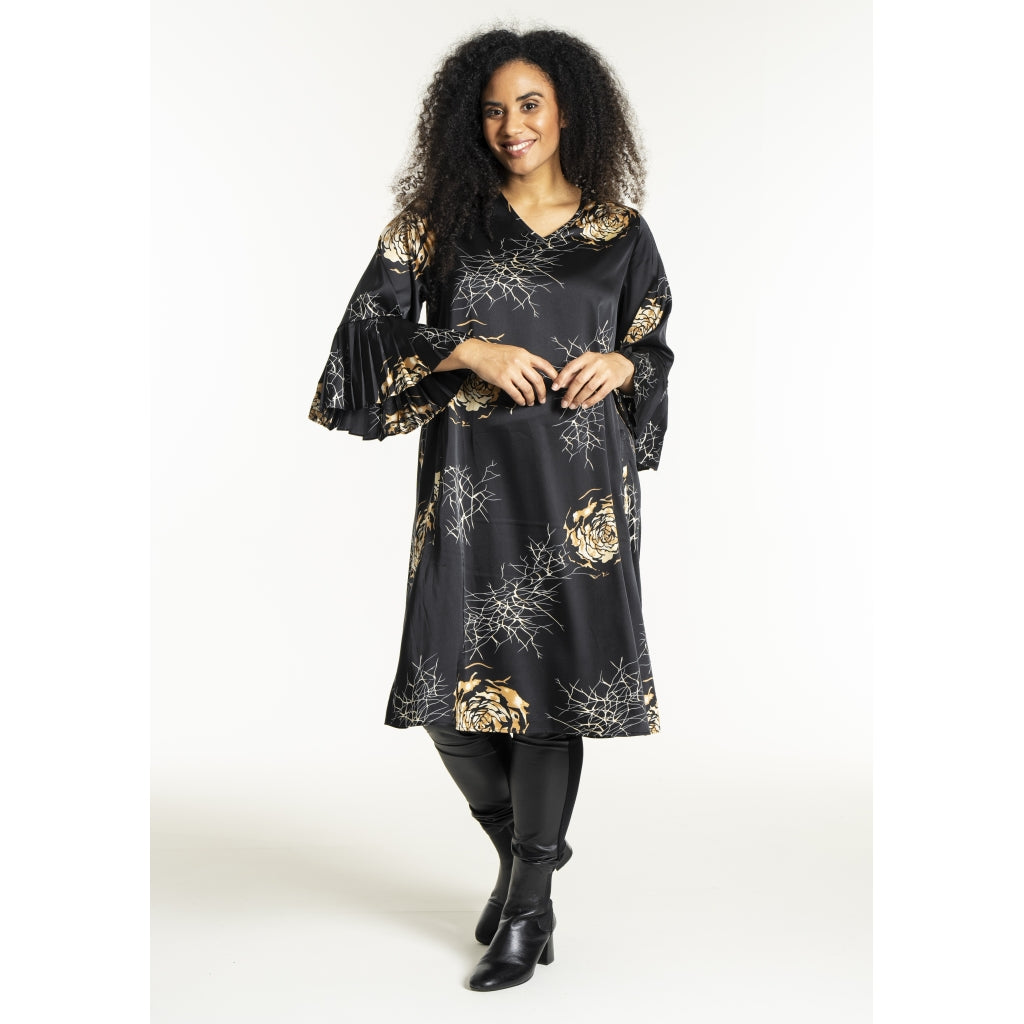 Studio SNoor Dress Dress Black with camel rose