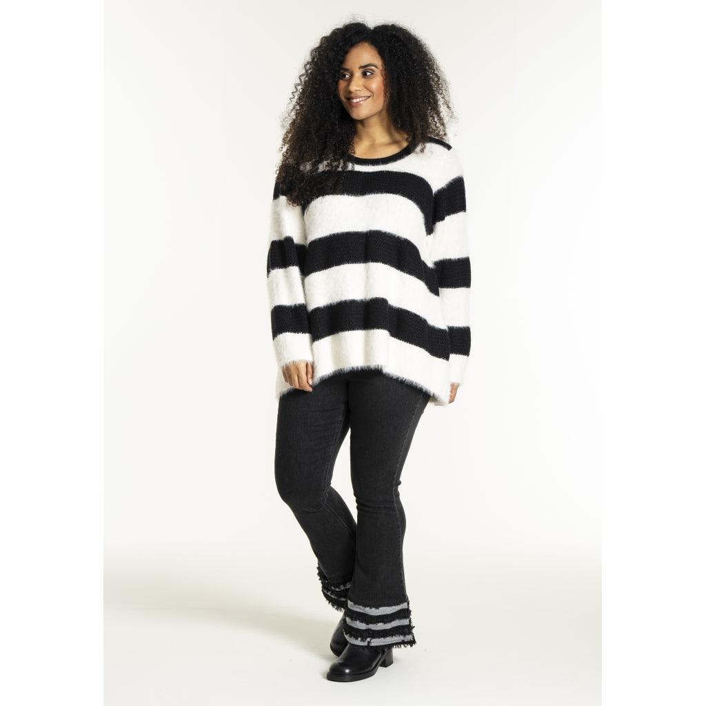 Studio SNoralise Sweater with stripes Sweater Black/White stripe
