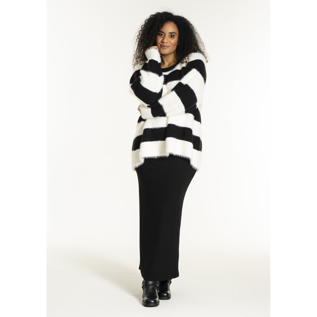 Studio SNoralise Sweater with stripes Sweater Black/White stripe