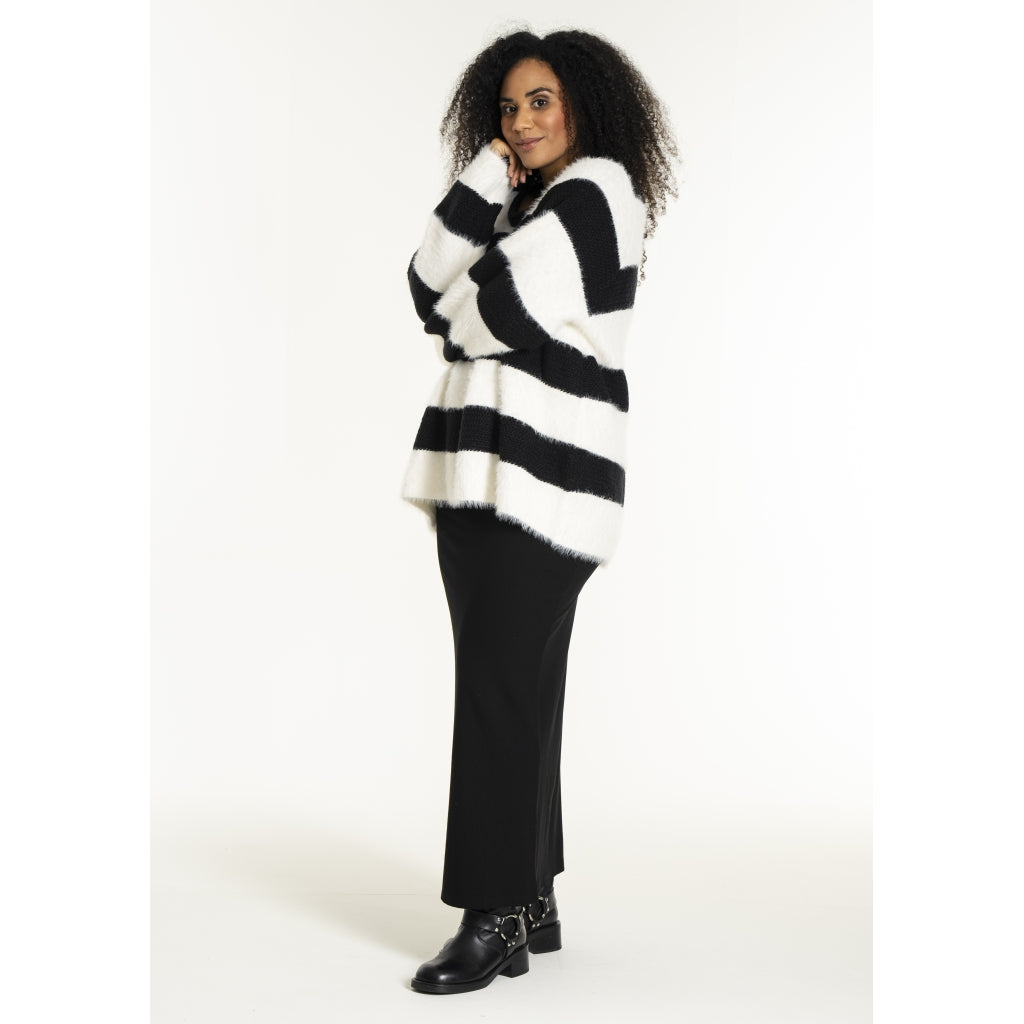 Studio SNoralise Sweater with stripes Sweater Black/White stripe
