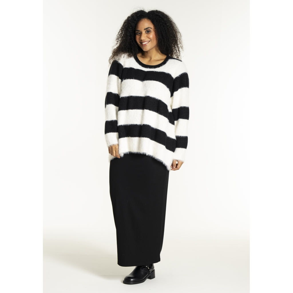 Studio SNoralise Sweater with stripes Sweater Black/White stripe