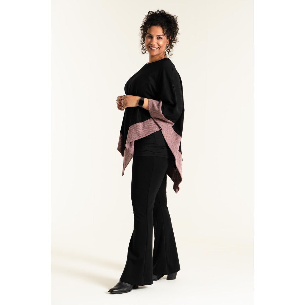 Studio Brynhild Poncho - MORE COLOURS Poncho Old Rose