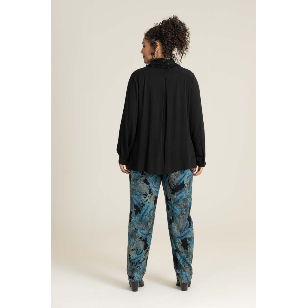 Studio Christine Trousers Trousers Petrol palm