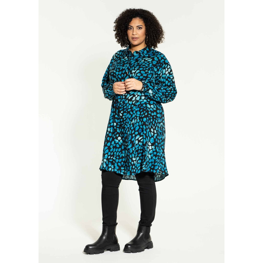 Studio Emilie Shirt Shirt Black with blue dots