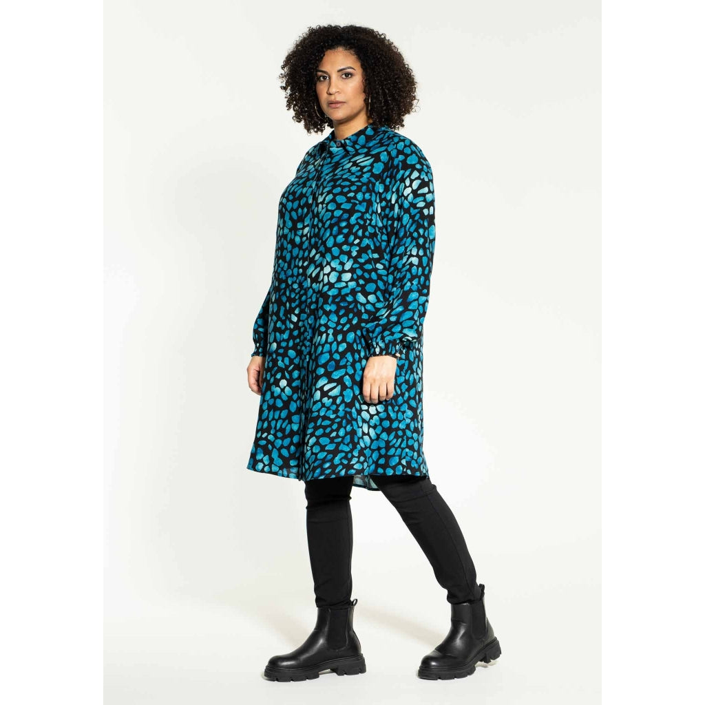 Studio Emilie Shirt Shirt Black with blue dots