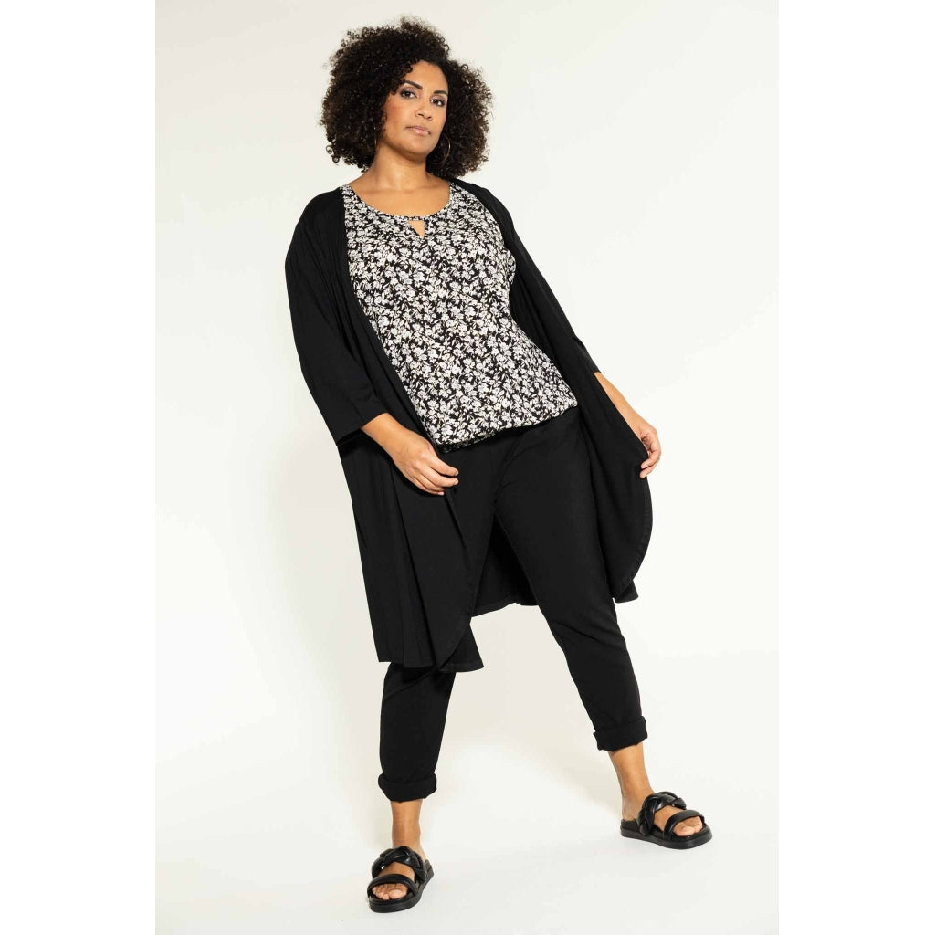 Studio Gunilla Cardigan Cardigan Black