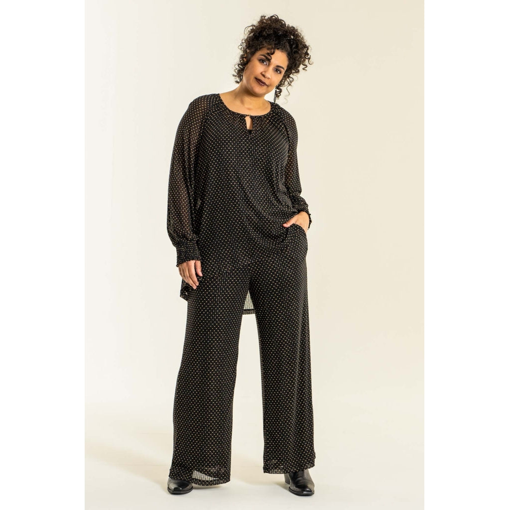 Studio Jakobine Trousers Trousers Black with gold dots