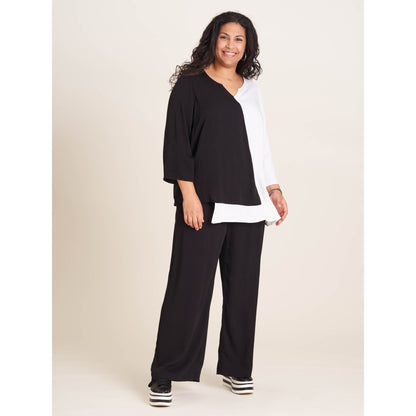 Studio Kristin Trousers Trousers Black