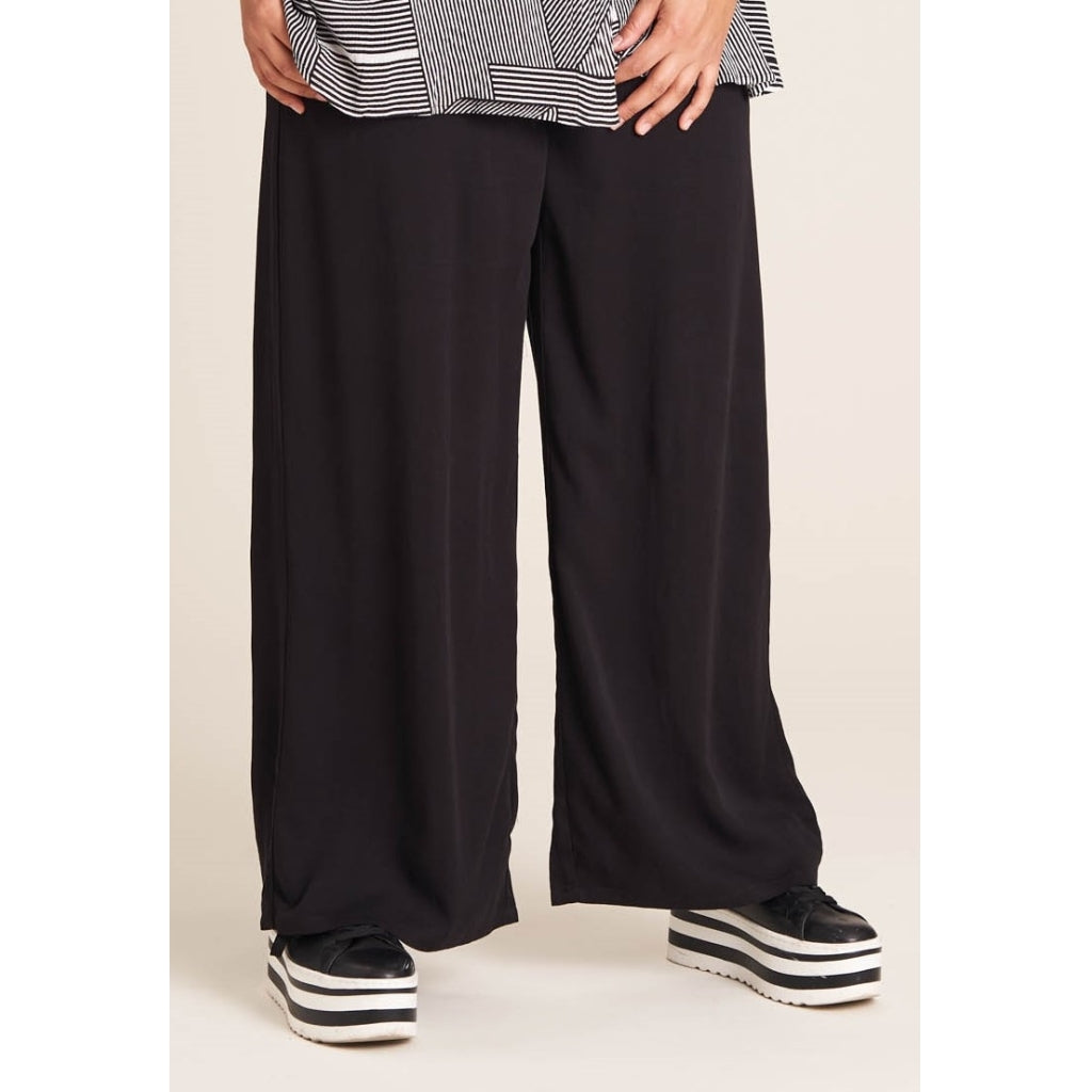 Studio Kristin Trousers Trousers