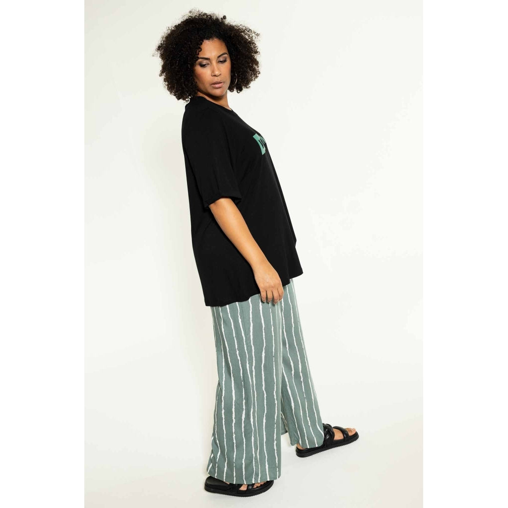 Studio Kristin Trousers Trousers Dusty Green print