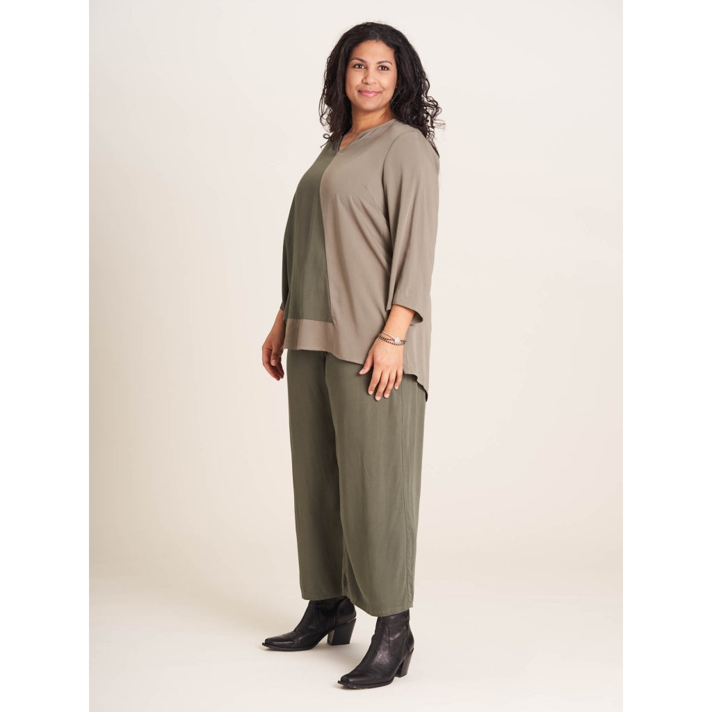 Studio Lissa Trousers Trousers Dark Green