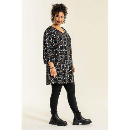 Studio Ragna Tunic Tunic Black with iceblue squares