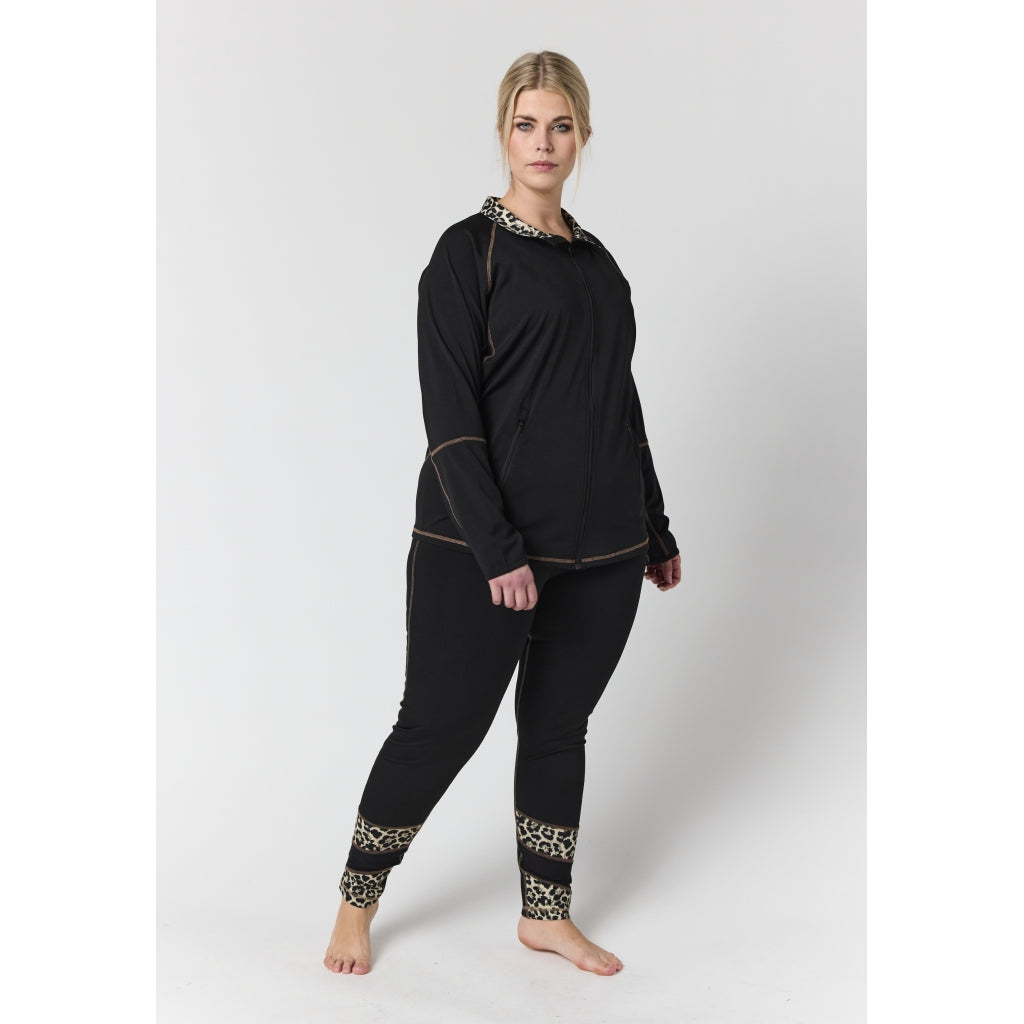 Studio SActive wear Jacket Jacket Black with leo print