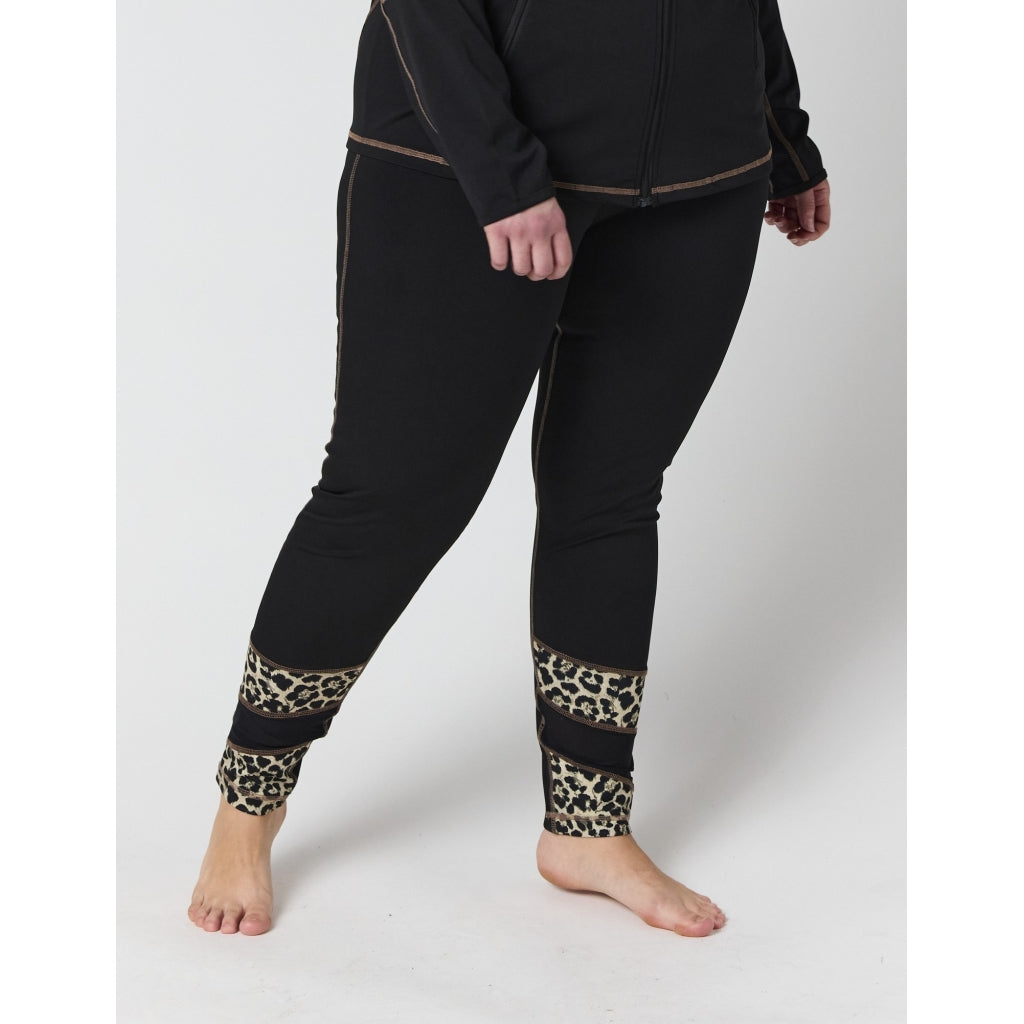 Studio SActive wear Leggings Leggings Black with leo print