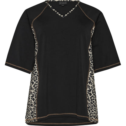 Studio SAktive wear T-shirt T-Shirt Black with leo print