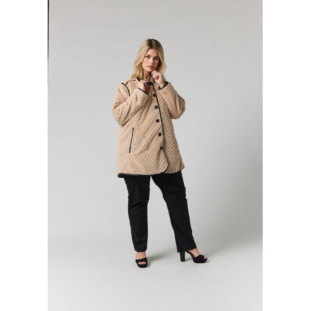 Studio SAlette Coat Coat Sand