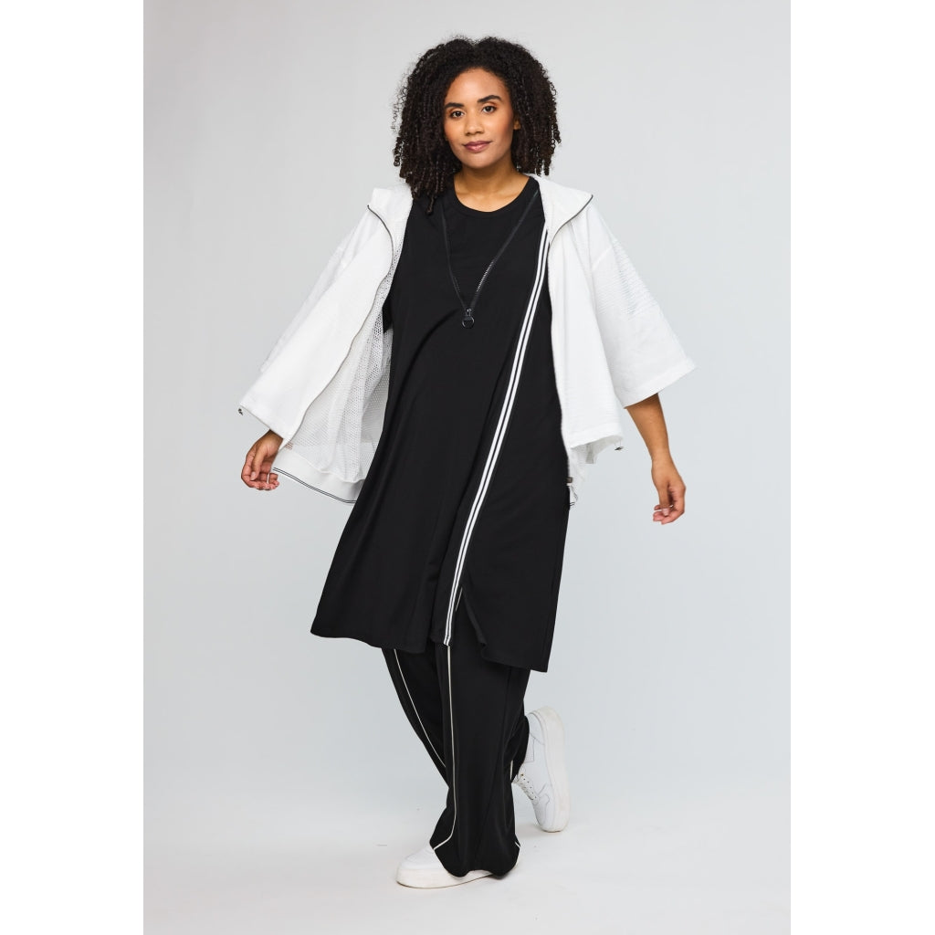 Studio SAlina Jacket with net linning Jacket White