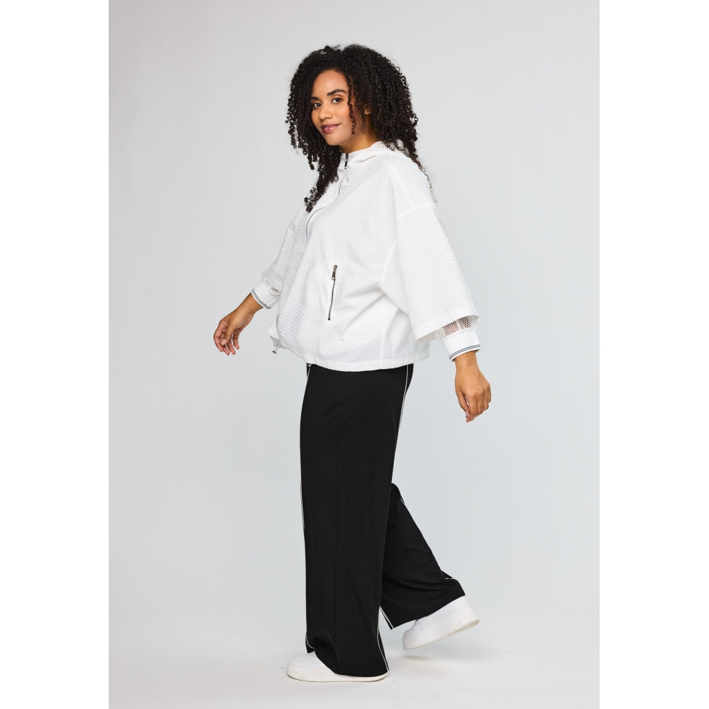 Studio SAlina Jacket with net linning Jacket White