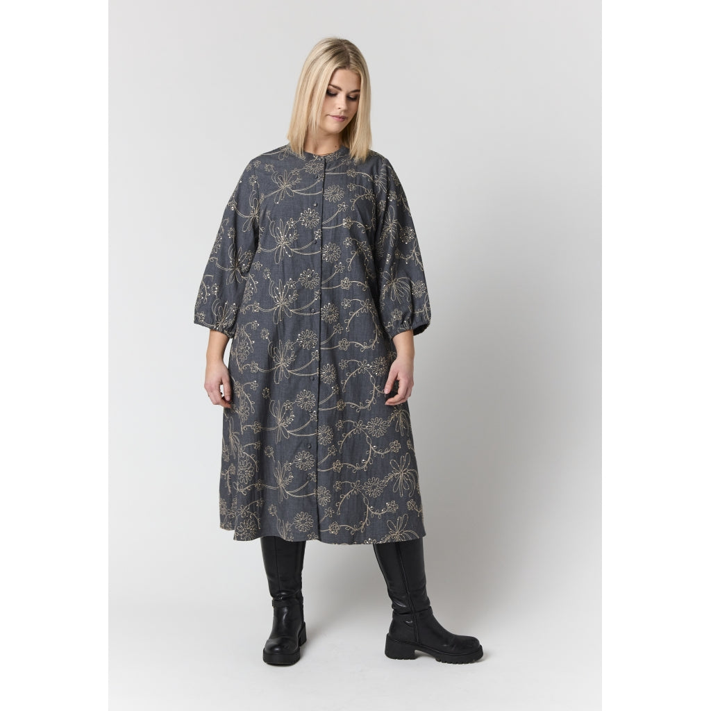 Studio SAnea Dress Dress Blue denim with embroidery