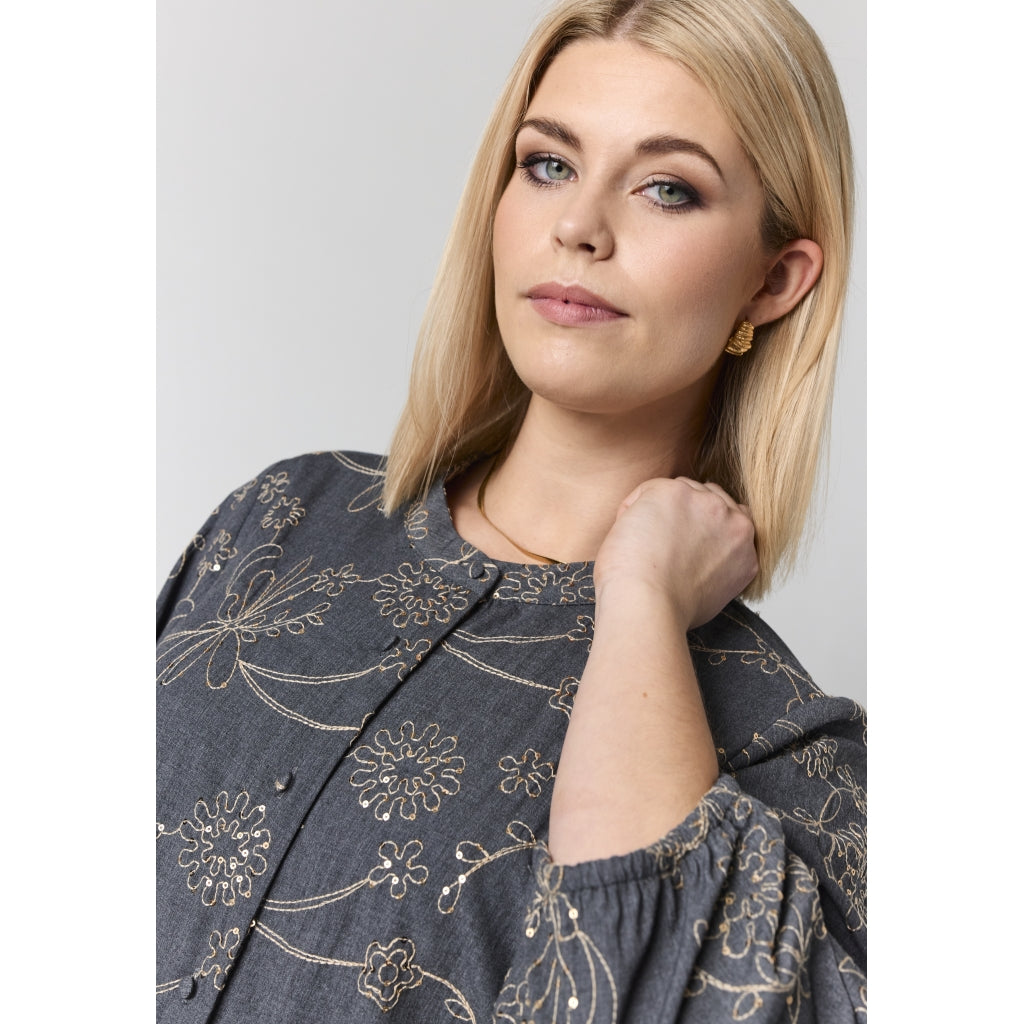 Studio SAnea Dress Dress Blue denim with embroidery