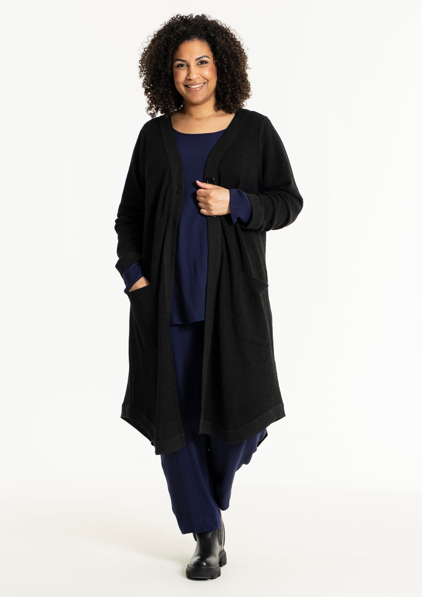 Studio SAnne-Birte Cardigan Cardigan Black