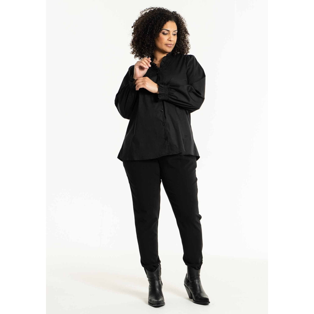 Studio SAtalie Shirt with smock neck Shirt Black