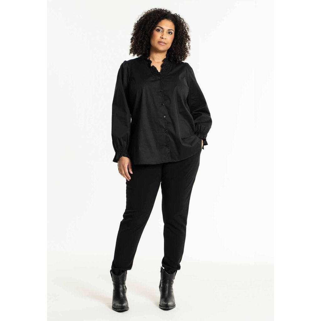 Studio SAtalie Shirt with smock neck Shirt Black