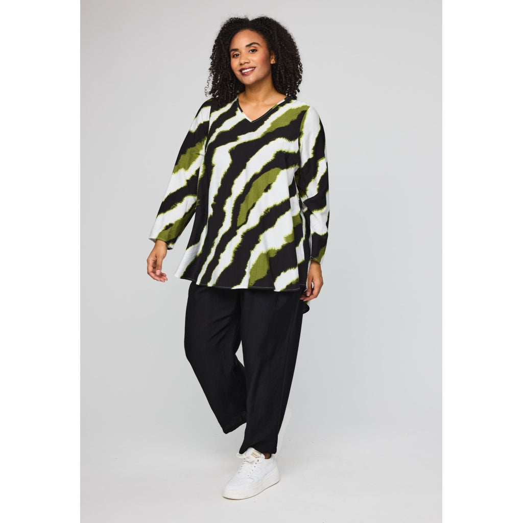 Studio SBerit Blouse Blouse Black with offwhite and green flash