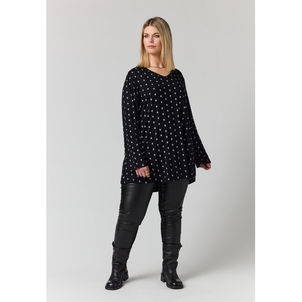 Studio SBerit Blouse Blouse black with white flowers
