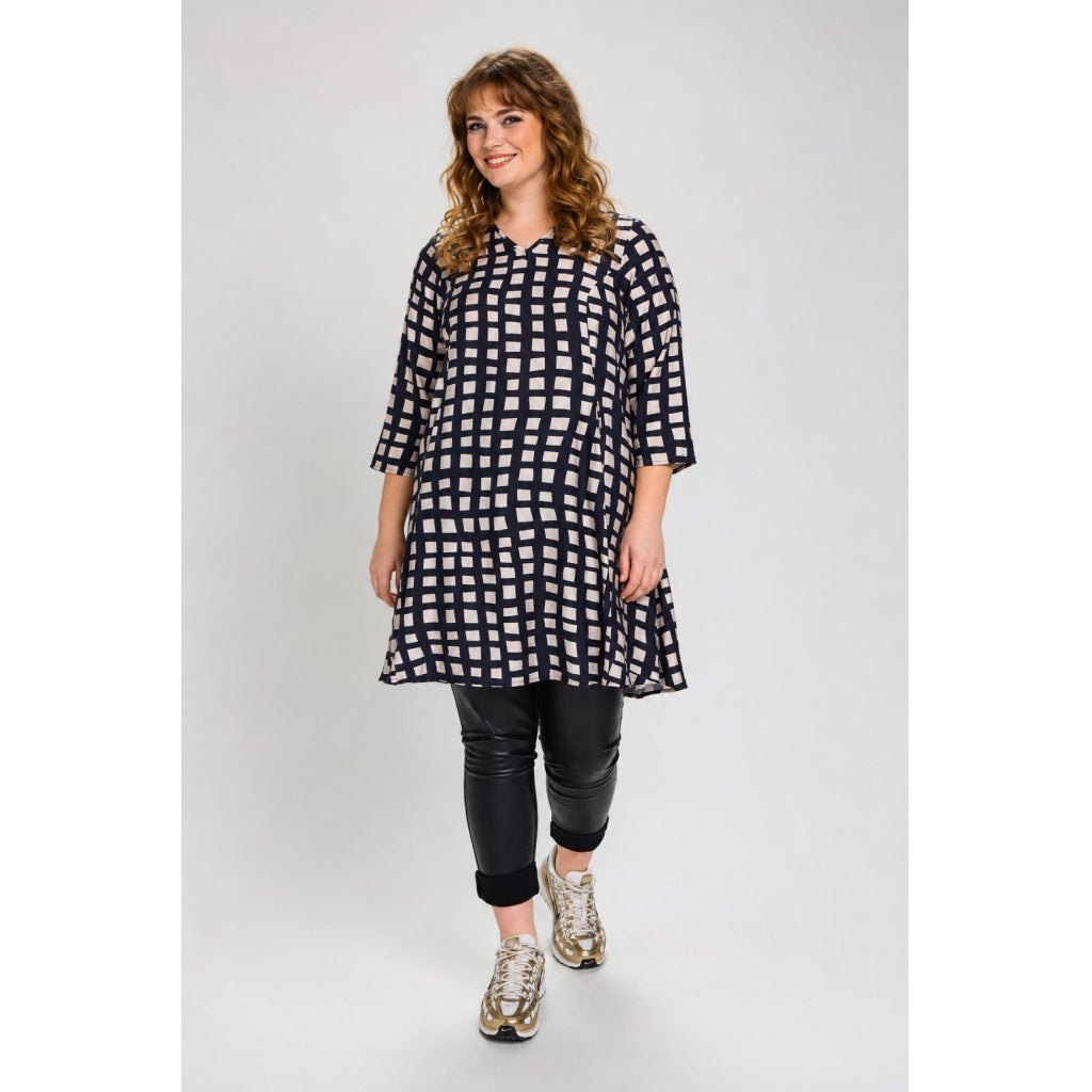 Studio SBirgitte Dress Dress Black with sand checks