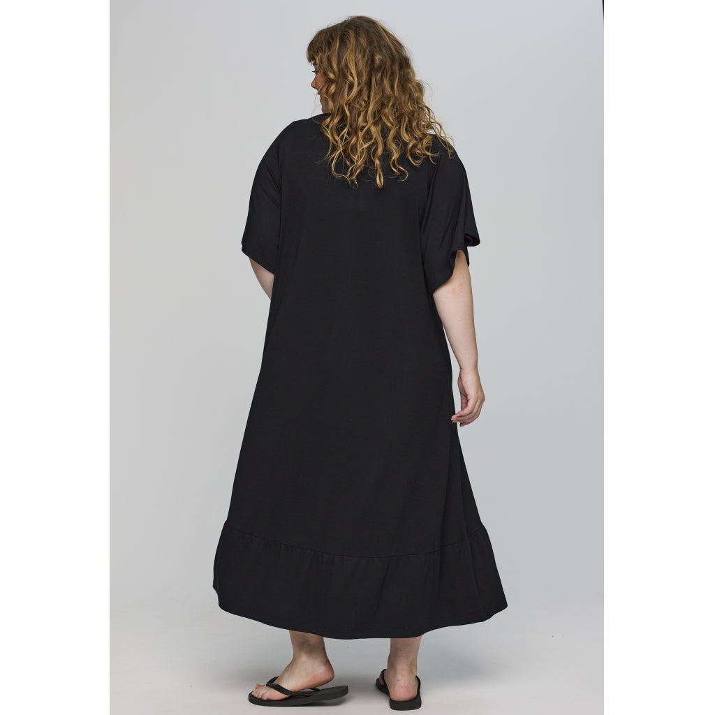 Studio SBonnie Dress Dress Black with small flowers all colors