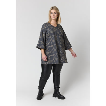 Studio SCamilla Tunic Tunic Blue denim with embroidery