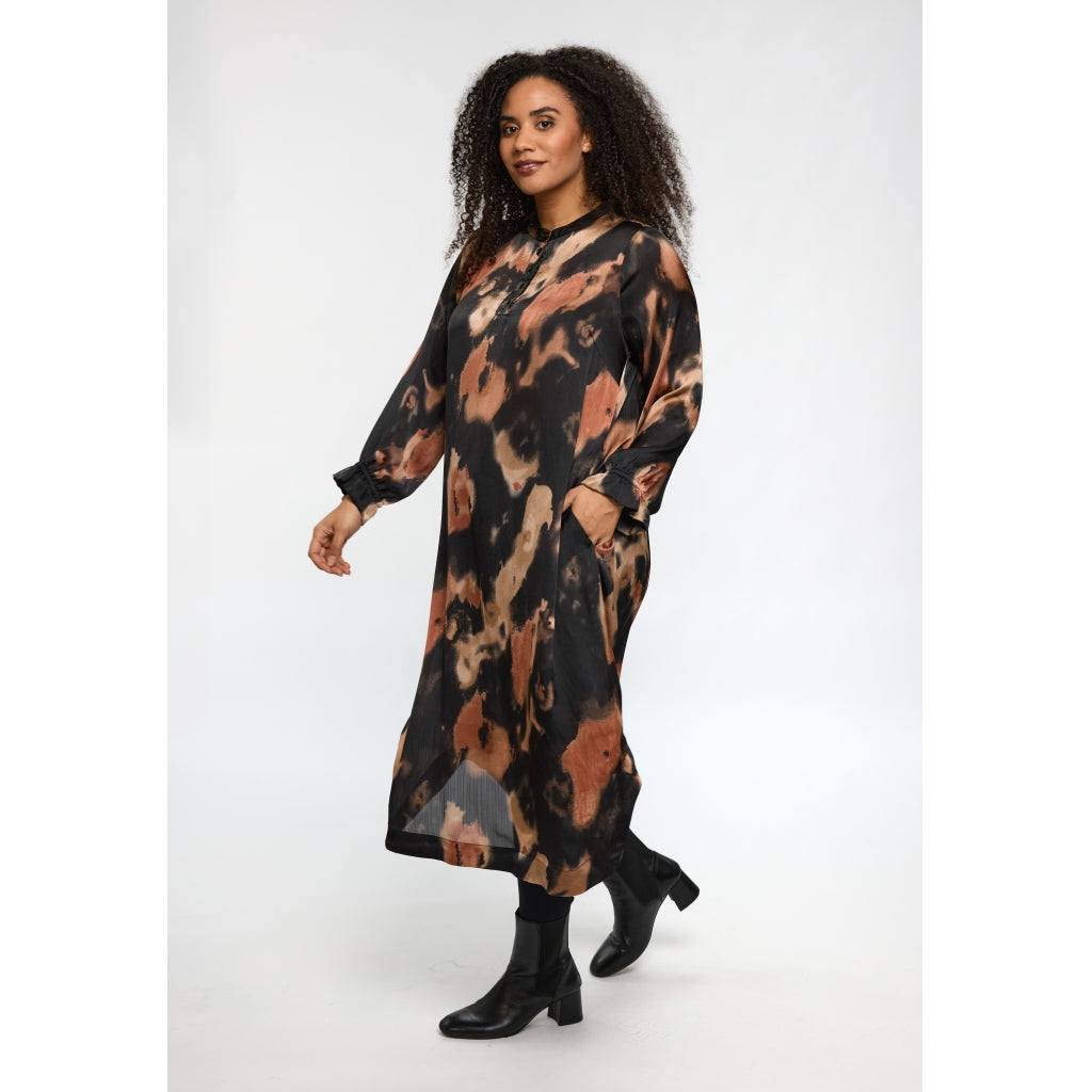 Studio SCecilie Dress Dress Black with brown shades