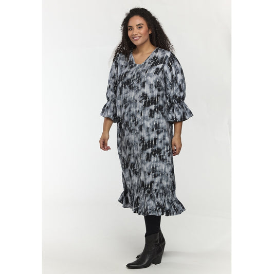 Studio SClara Dress Dress Black grey batik