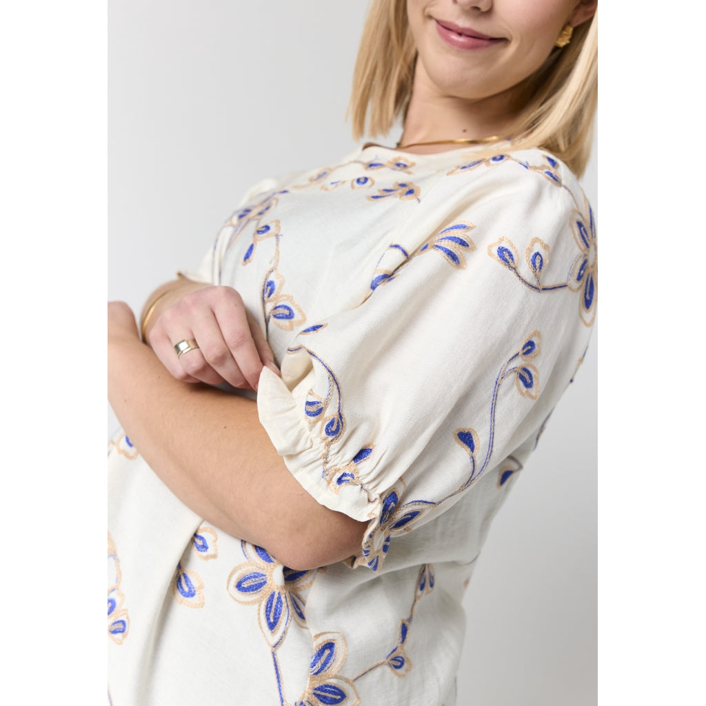 Studio SDasie Blouse Blouse Sand with blue embroidery