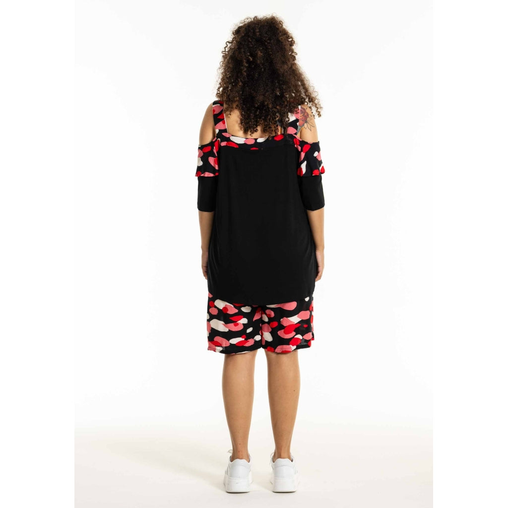 Studio SDonia Shorts Shorts Black with red oval design