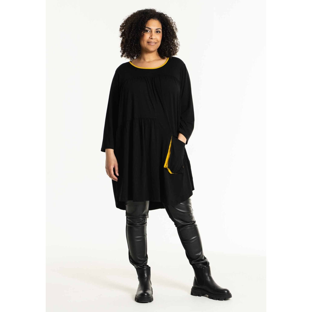 Studio SDora Tunic Tunic Black/Curry